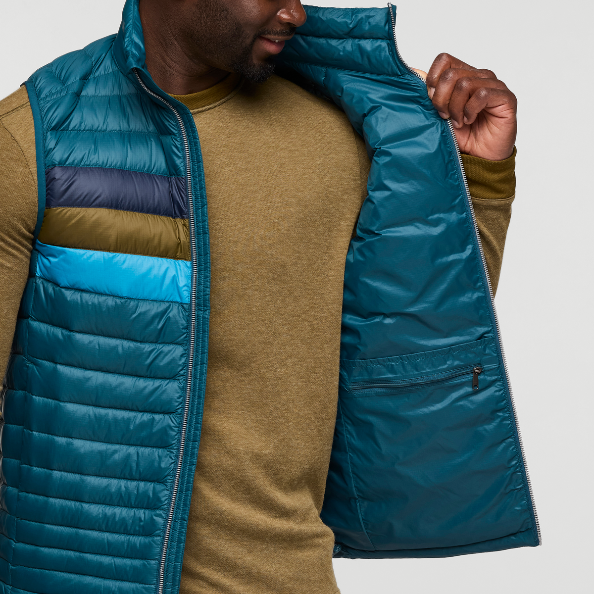 Cotopaxi (M) Fuego Down Vest, Abyss Stripes