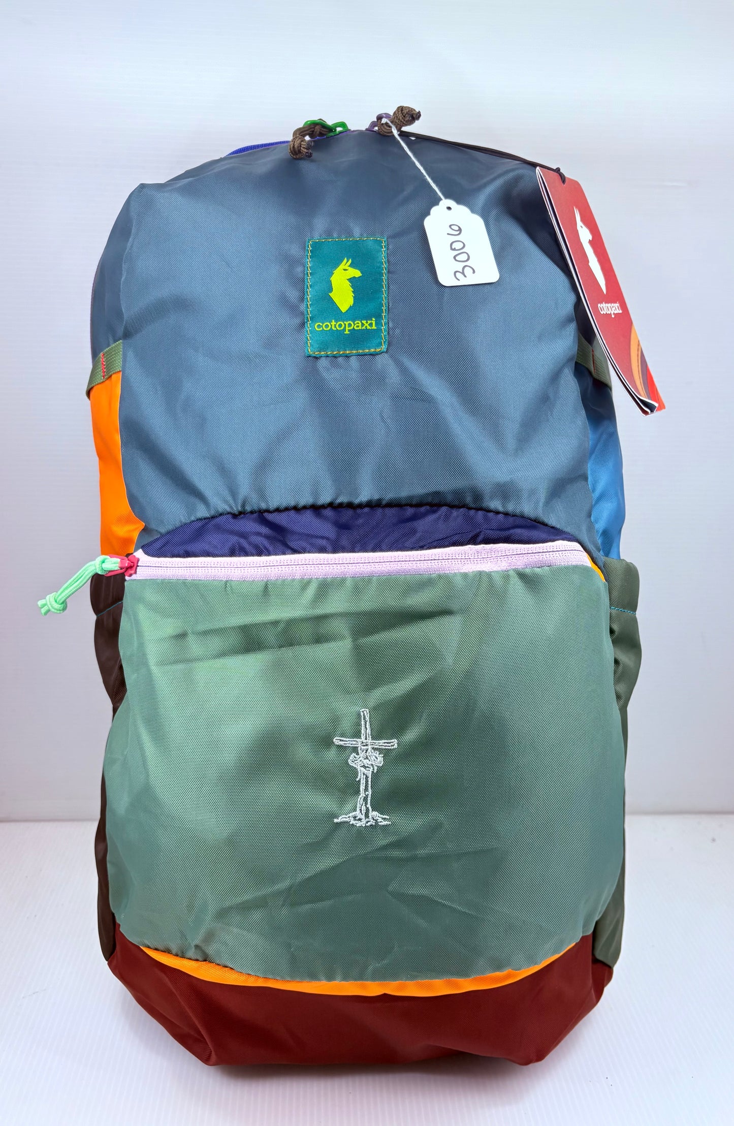 Cotopaxi 26L Chiq Backpack - One-of-a-Kind
